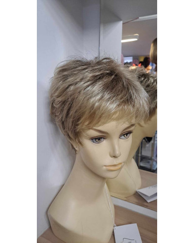 Blond peruka syntetyczna z grzywką ZUZA (kolor LR14/88H+8)