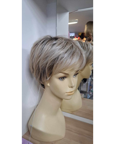Krótka peruka syntetyczna doskonale imitująca włosy naturalne IZAR NAH kolor pearl blond