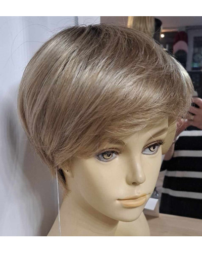 Krótka peruka syntetyczna RUBY NAH kolor shaded blond