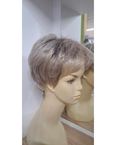 Doskonale imitująca włos naturalnym peruka syntetyczna JOAN NAH (kolor pearl blond)