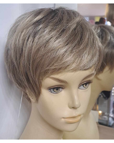 Fressia Nah, krótka peruka syntetyczna (kolor shaded blond)