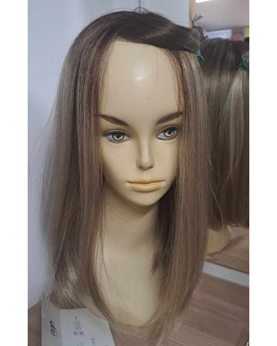 Laurel Nah, blond peruka doskonale imitująca włosy naturalne (kolor shaded blond)
