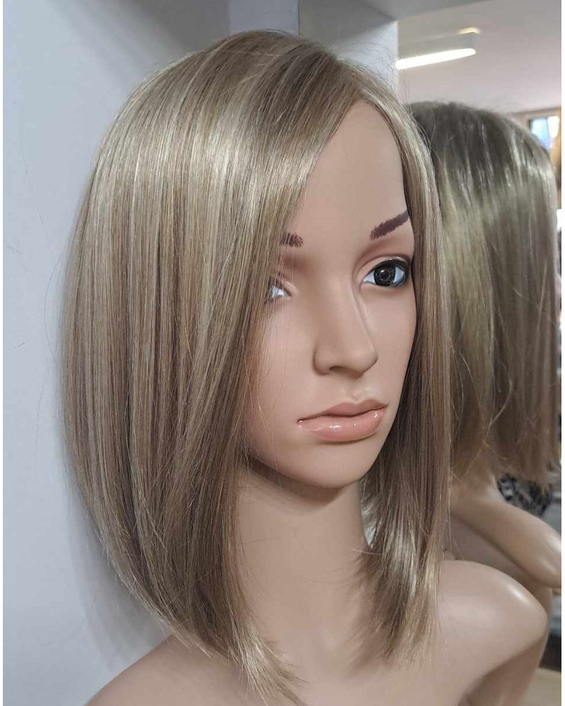 NARCISSUS, półdługa peruka wysokiej jakości (kolor ash blond)